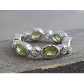 Peridot Zirconia Sterling Silver Ring US Size 6 / Diameter 16.5
