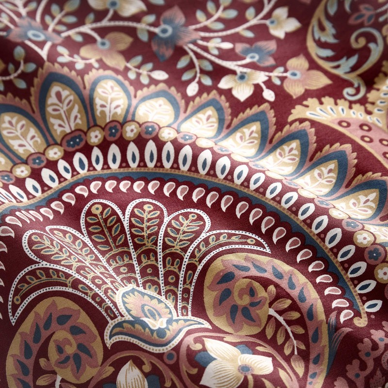 Dreams & Drapes - Maroon Jacobean Duvet Cover - Single