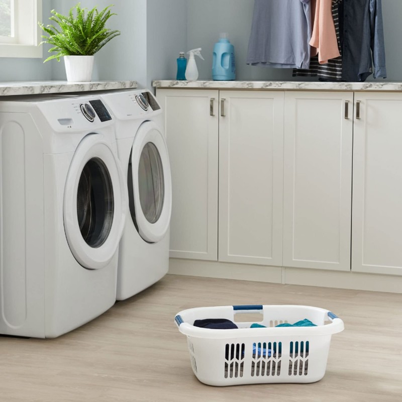 Rubbermaid Laundry Basket XL Hip-Hugger Basket 2.1-Bushel White Laundry Storage/Bathroom/Bedroom/Home