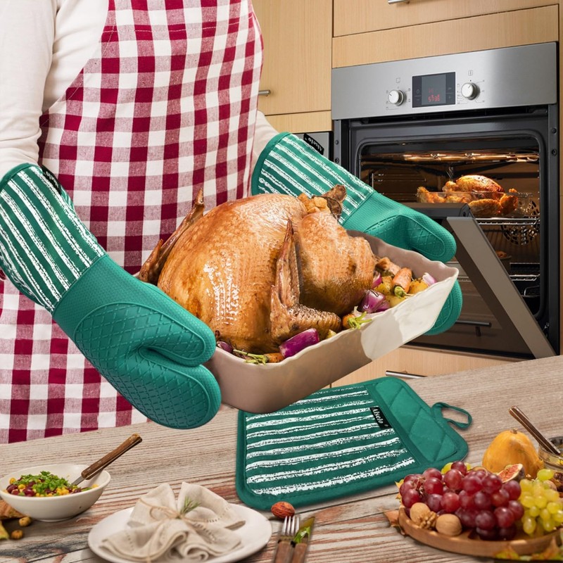 Alselo Silicone Oven Mitts Heat Resistant 932℉ with Waterproof &