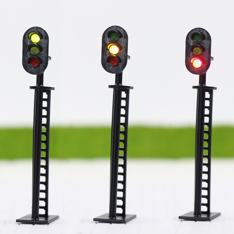 5pcs Model Railway 3-Light Block Signals G/Y/R HO Scale 6.8cm