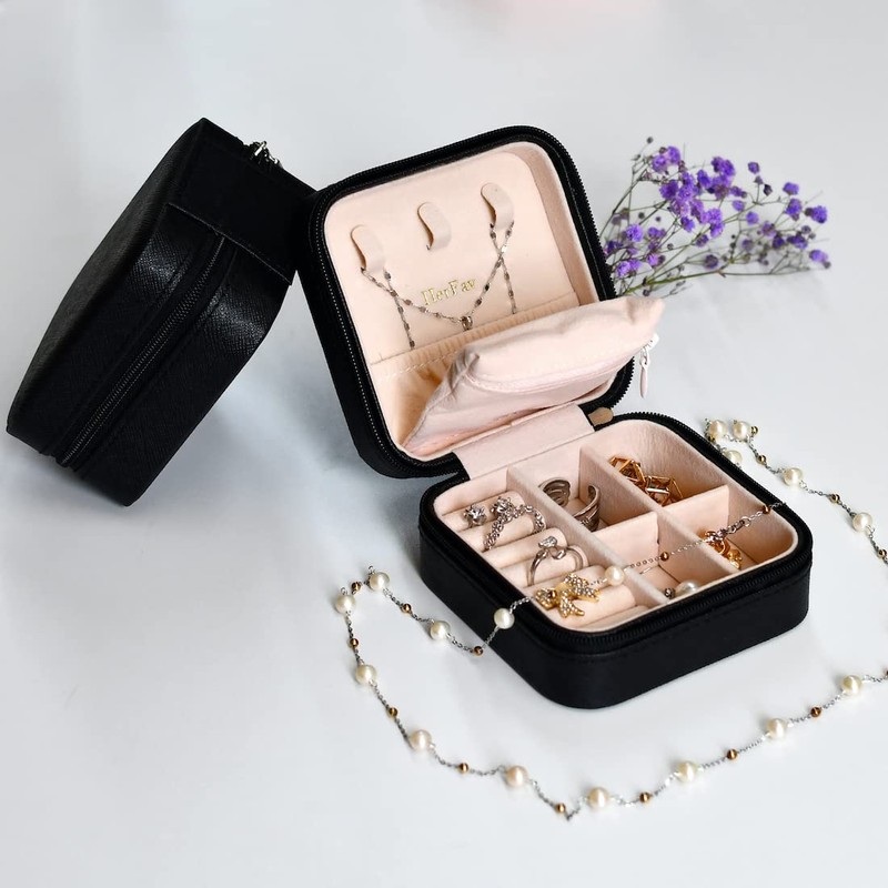 HerFav Small Travel Jewelry Case