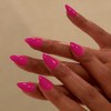Uñas postizas cortas almendra, uñas postizas rosa intenso, uñas acrílicas