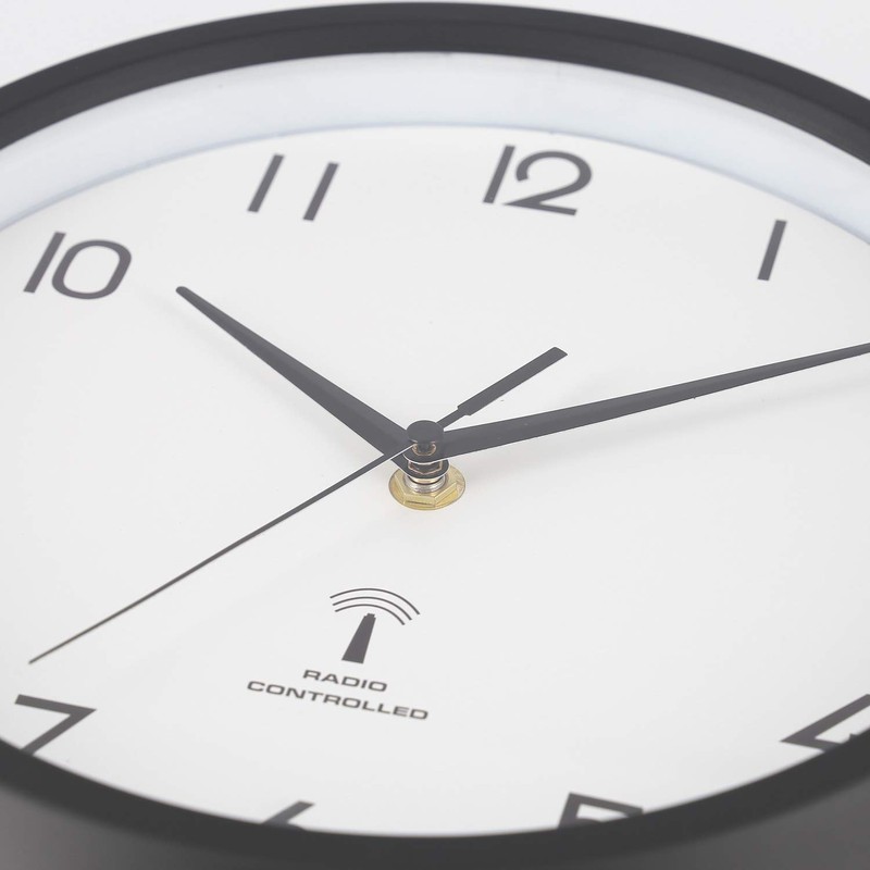 Fujiboeki Wall Clock, Radio Clock, Diameter 10.6 inches (27 cm),