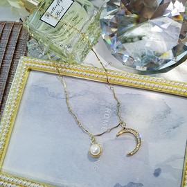 Pearl Necklace and Pearl Earrings for Women Pearl Choker Necklace Pearl Stud Earrings Pearl Jewelry Set for Women (A:pearl necklace and earring set)