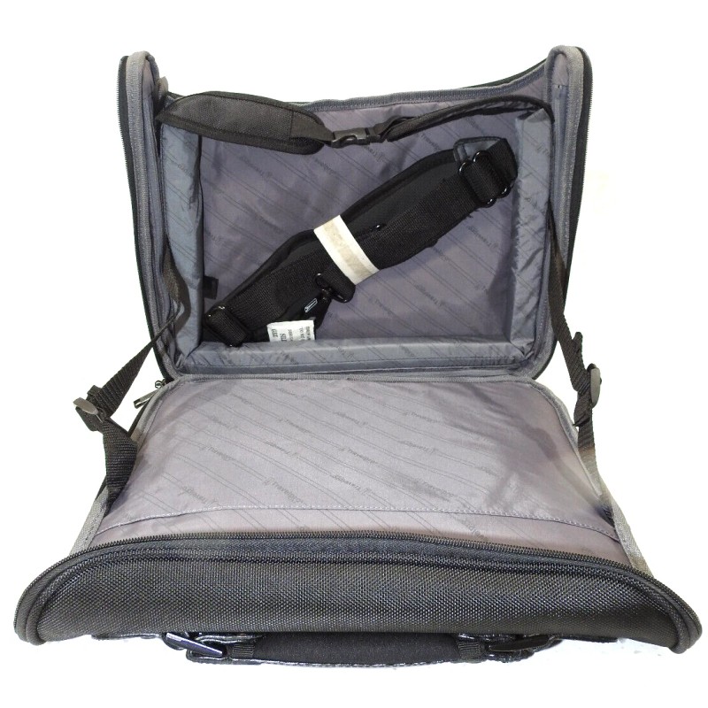 Travelpro Wall Street VIP Breif Compuguard 5615-01 Black