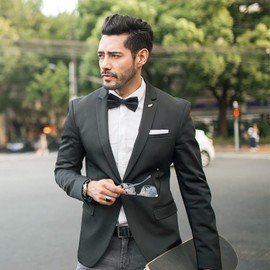 Yolev 2 Pieces Black Bow Tie for Boy, Men's Bow Tie Pre Tied Black Bow Tie Adjustable for Parties, Black, Medium Self Bow Ties Classic Formal Tuxedo Satin Woven Silk