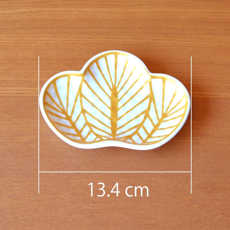 New Year's Tableware, Japanese Tableware, Small Plate, Matsuba, Lucky Charm,