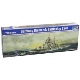 Trumpeter 1/700 German Bismarck Battleship 1941 Model Kit