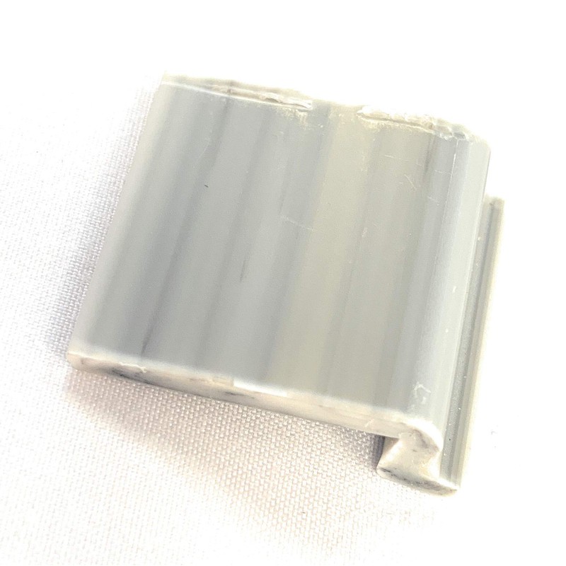 Lifestyle Screen Clip System for 2x2 Pool and Patio Flat