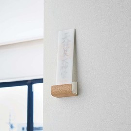 Yamazaki Industries Shinto Card Holder, Single, Natural, Approx. W 3.3 x D 1.8 x H 2 inches (8.5 x 4.5 x 5 cm), Rin, Simple Shrine Shelf, Bill Holder, 5285