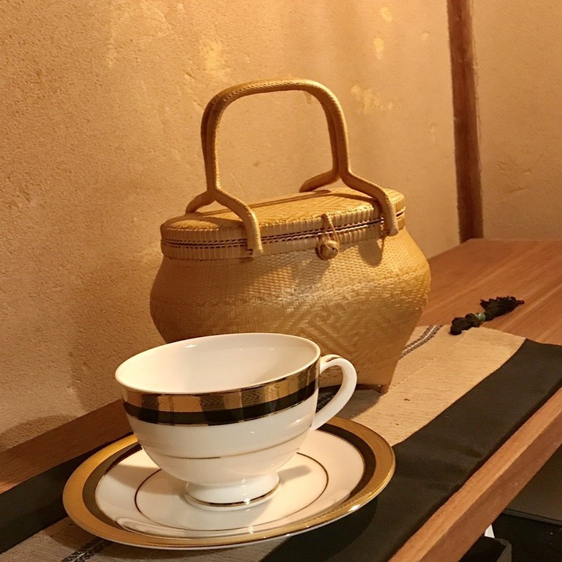 Patiently Waiting Canion biennaburu- 9672 Vienna Blue Tea Cup &