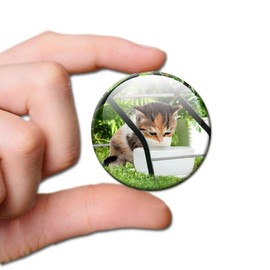 Fridge Magnet Cat with Funny Cat Motif "Under the Garden Chair!", Magnets for Magnetic Board, Colourful, Large, Round, 50 mm