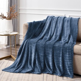 BEDELITE Fleece Throw Blanket for Couch – 3D Ribbed Jacquard Soft and Warm Decorative Fuzzy Blanket – Cozy, Fluffy, Plush Lightweight Navy Throw Blankets for Bed, Sofa, 50x70 inches