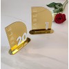 Números de mesa acrílico con espejo semiarqueado dorado para bodas