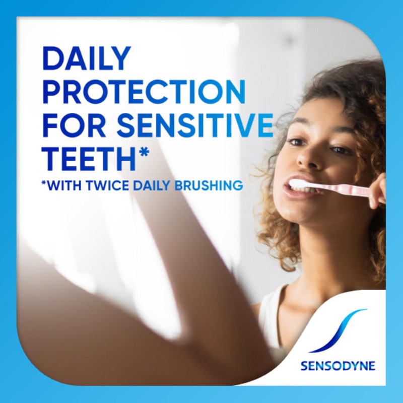 Sensodyne Toothpaste Daily Care Deep Clean Gel, Sensitive Toothpaste for