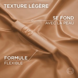 L'Oreal Paris Infaillible Skin Ink, Foundcealer, Opaque Like a Foundation, Light Like a Concealer, Up to 48H Semi-Permanent Make-Up, Waterproof, Sweat-Resistant, No Staining, Light Cool 130