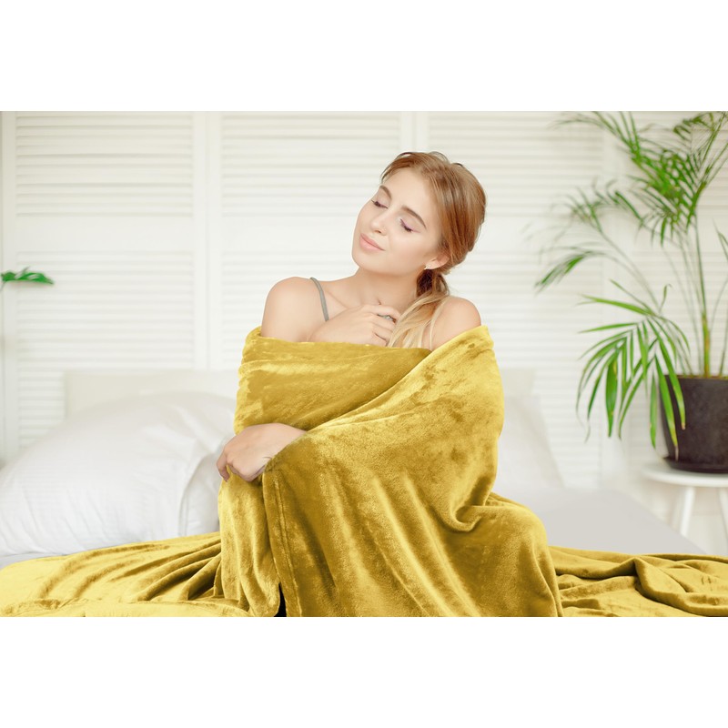Utopia Bedding Utopia Bedding Fleece Blanket Twin Size Gold 300GSM