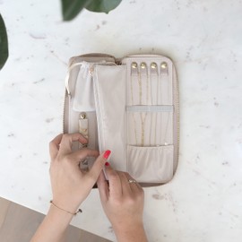 Stackers Taupe Jewellery Roll