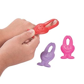 Fun Express Stretchable Flying Hearts - Toys - 12 Pieces