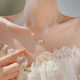 Xmsrn Vintage Crystal Bow Pendant Necklace Rhinestone Bow Choker Necklace Crystal Bow Knot Necklace Gold CZ Rhinestone Choker Necklace For Women, Zinc, No Gemstone