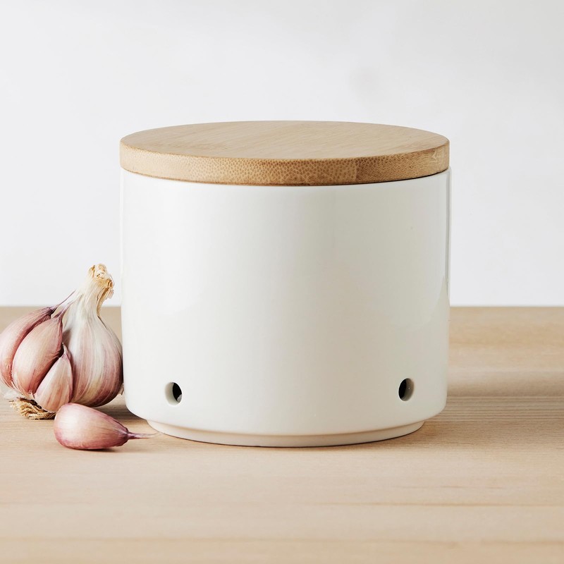 Maxwell & Williams White Basics Garlic Pot 10cm Gift Boxed