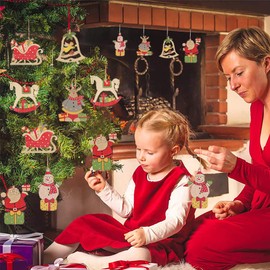 30Pcs Wooden Christmas Hanging Decorations Set Christmas Tree Hanging Pendants Wooden Ornaments Christmas Tree Decoration Wooden Farmhouse Hanging Crafts Xmas Party Decor for Tree Fireplaces Wall