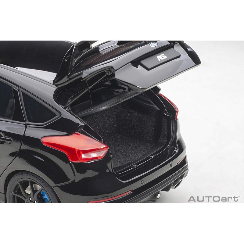 AUTOart 1/18 Ford Focus RS Black Assembled