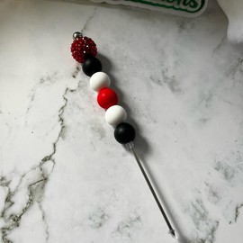 Beadable Pokey Tool for Crafts - Versatile Weeding Tool with Beadable Design, Metal Coating, Unisex Use, Ideal for Various Crafting Projects - Color: Pink