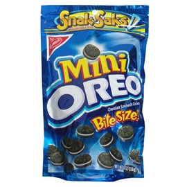Oreo Mini Chocolate Bite Size Sandwich Cookies, 8-Ounce Snak-Saks (Pack of 12)