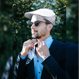 ZARSIO Men Mesh Flat Cap Breathable Summer Hat Newsboy Hat Ivy Hat Cabbie Hat (White)