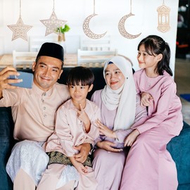 Wooden Pendant Ornament, 9 Pieces Ramadan Decoration, Ramadan Decoration, Eid Mubarak DIY Decoration Pendant, Crescent Moon Stars Ornament for Ramadan Eid Mubarak Decorations, Islam Decoration