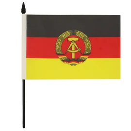 AZ FLAG EAST GERMANY TABLE FLAG 5'' x 8'' - GERMAN RDA DESK FLAG 21 x 14 cm - Black plastic stick and base