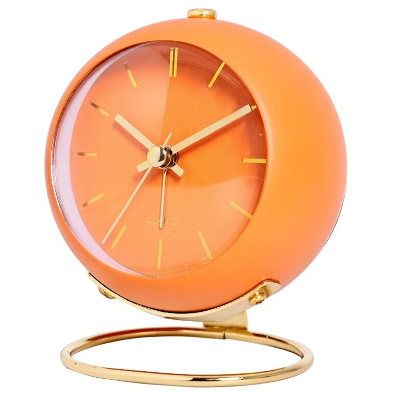 Analog Alarm Clock for Bedside Use – Silent Luminous Pointer