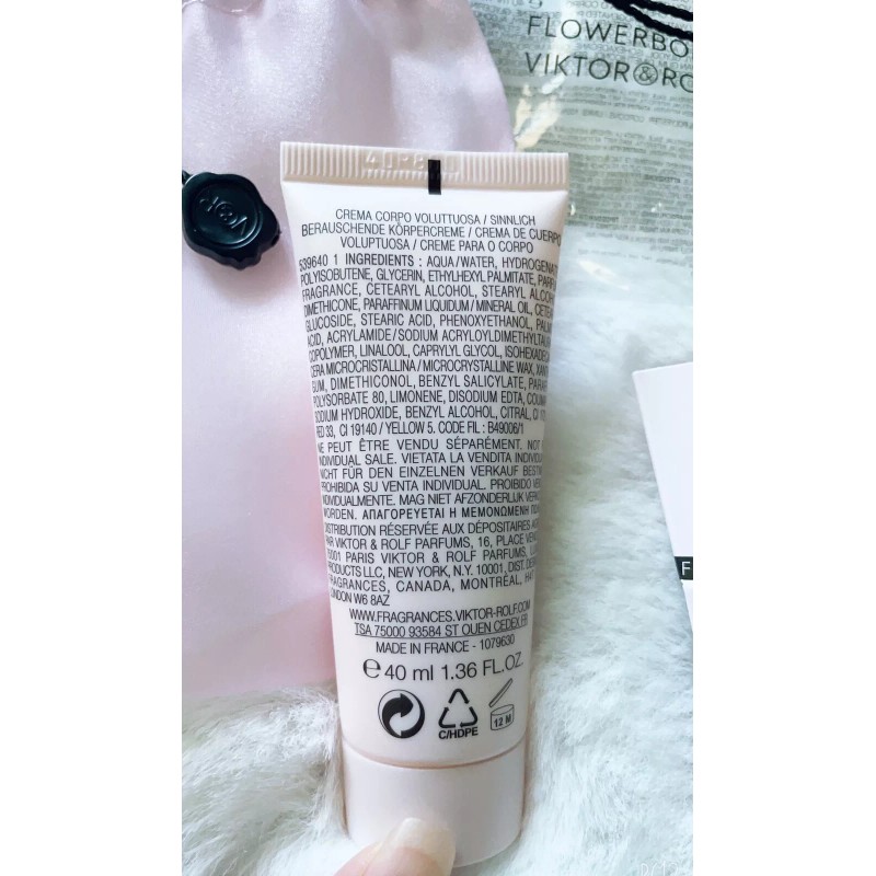 VIKTOR&ROLF Flowerbomb Body Cream 1.36oz/40ml with 1 SPRAY SAMPLE -