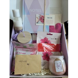 Belle-Sulit 7 pcs Relaxation Gift Spa Box for Women, Includes Bath Bomb, Face Mask, Bath Salts, Skin Nursing Body Lotion, Exfoliating Glove, Candle & Personal Journal