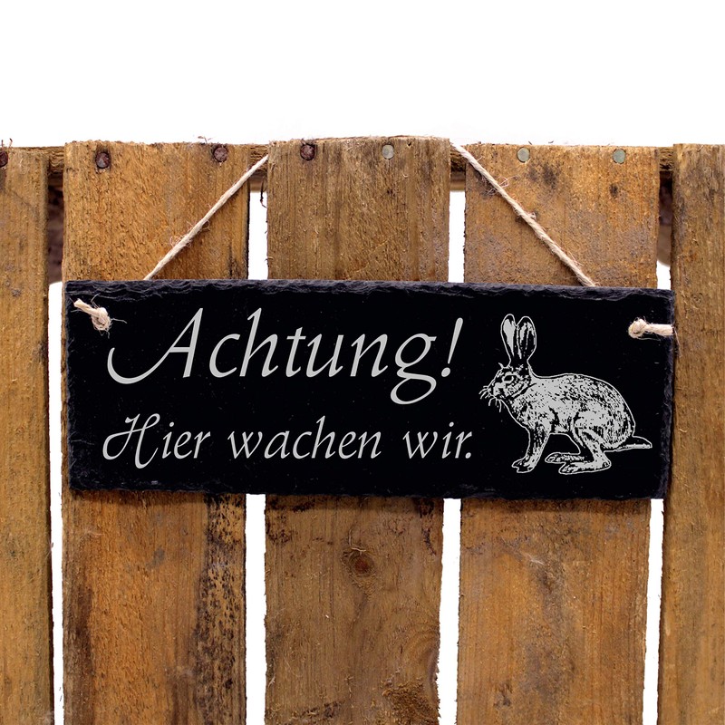 Slate Door Sign with German Text "Achtung ! Hier wachen
