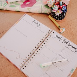 Yearly Business Planner for Female Entrepreneurs – Digital Goal, Blog, Social & Content Calendar Organizer + Audio Training System