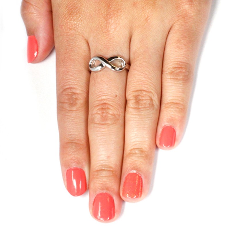 Sterling Silver Faith Engraved Infinity Ring - Size T 1/2