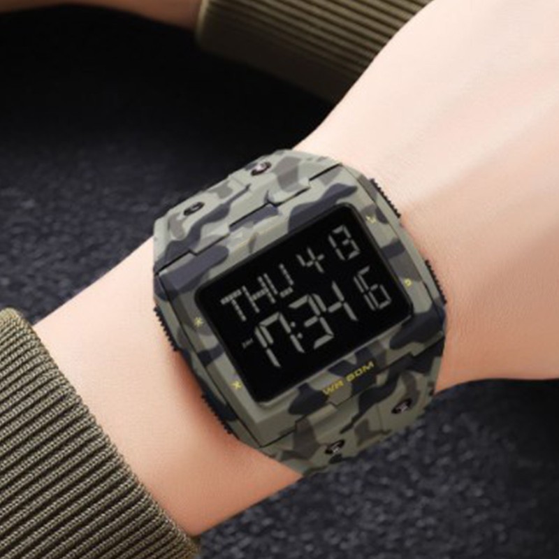 Digital Sports Watch Dual Time Display Night Light Adjustable TPR