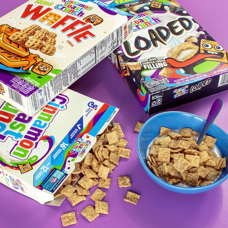 Cinnamon Toast Crunch Breakfast Cereal, Crispy Strawberry Cereal, Family Size,
