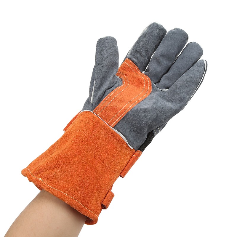 1 Pair of Heat Resistant Gloves Fireproof Flame Retardant Non