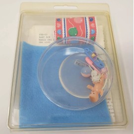 Mac Enterprises Baby Gift Box with DIY Photo Picture Badge Craft Project Kit VTG Mac Enterprises