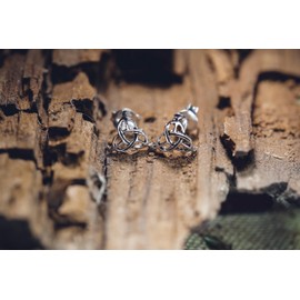 WINDALF Celtic Harmony Stud Earrings Siana 7 mm Celtic Trinity Earrings 925 Sterling Silver, Sterling Silver, No Gemstone