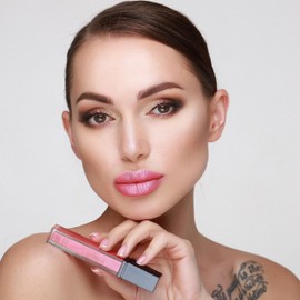 aden - 2 in 1 - Matte Liquid Lipstick & Lip Liner Set - 7ML - Non-Smudge & Quick Drying - Highly Pigmented - Long Duration with Hydration - Made in Italy (13 Sweet Peach)