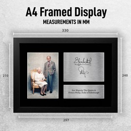 HWC Trading FR A4 The Queen & Prince Phillip Gifts Printed Signed Autograph Picture for Royalty Fans - A4 Framed