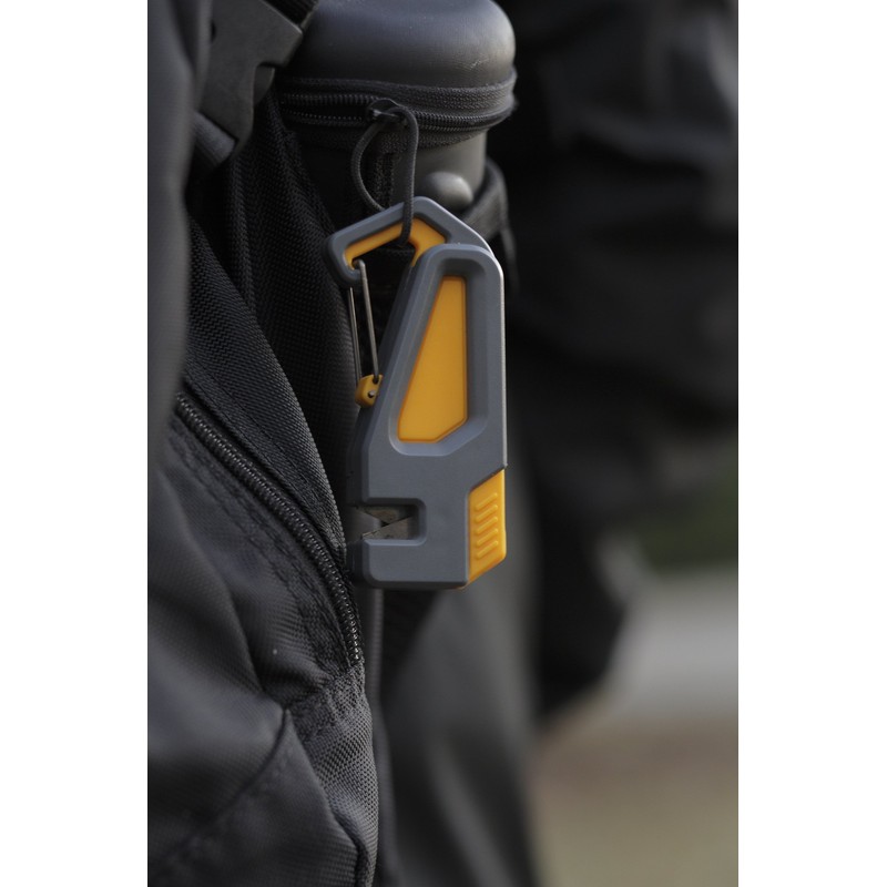 Smith's 50538 Pack Pal Sharpener and Fire Starter – Grey