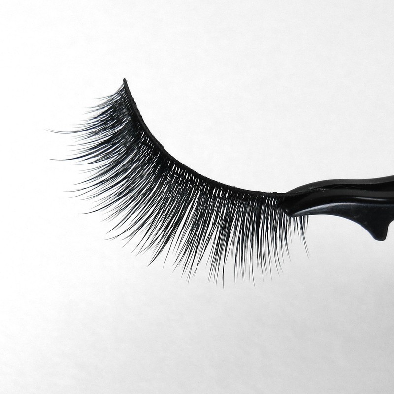 Missamé DIVA Deluxe Beauty False Eyelashes Set Handmade with Premium
