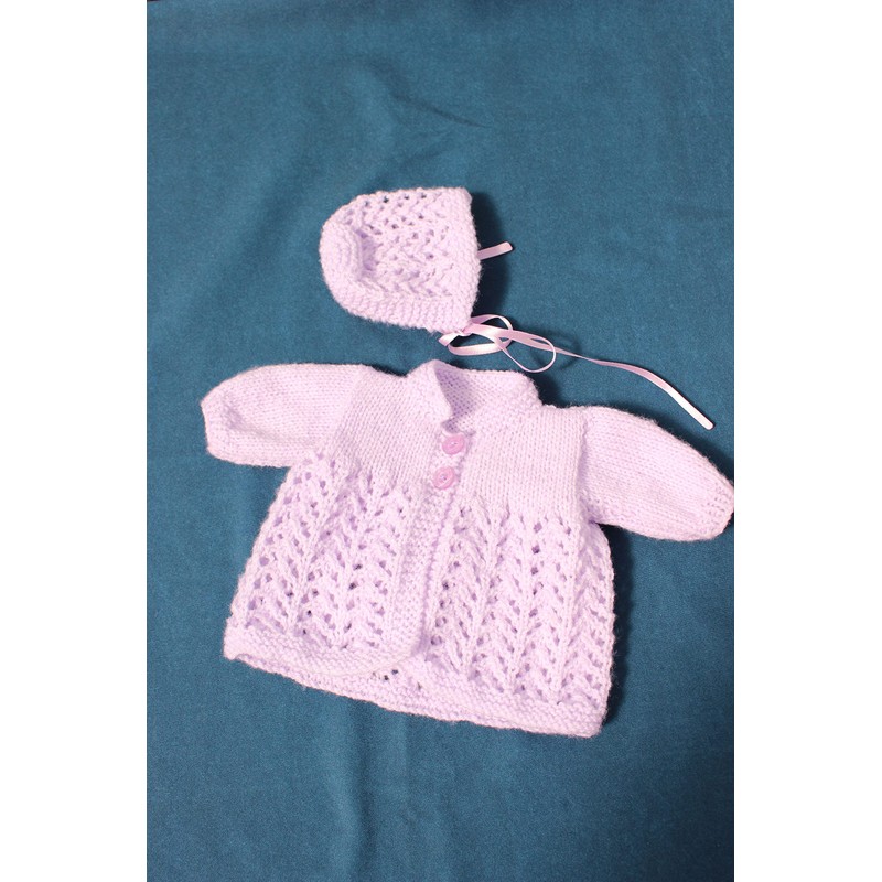 Knitting Pattern for Dolls Clothes comprising of Jacket, Leggings and