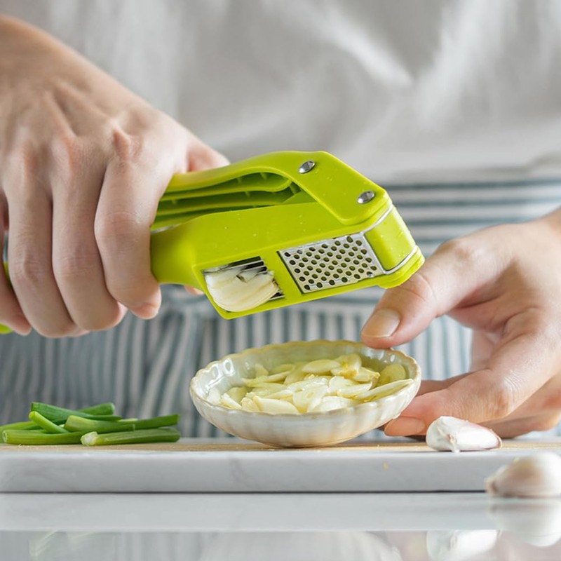 2025 Upgrade 2 - in - 1 Garlic Press and